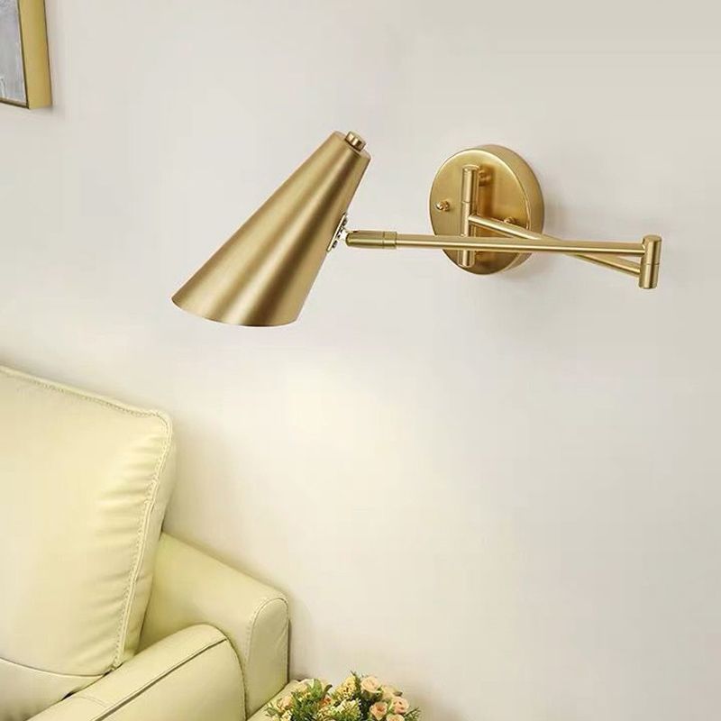 Freja Moderne Wandlamp Kegel Metaal Verstelbaar Zwart/Goud Slaapkamer/Woonkamer